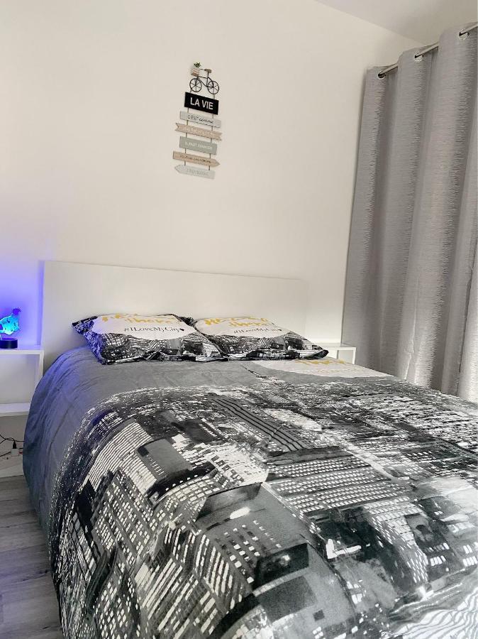 Appartement Chaleureux A Alfortville Exterior foto